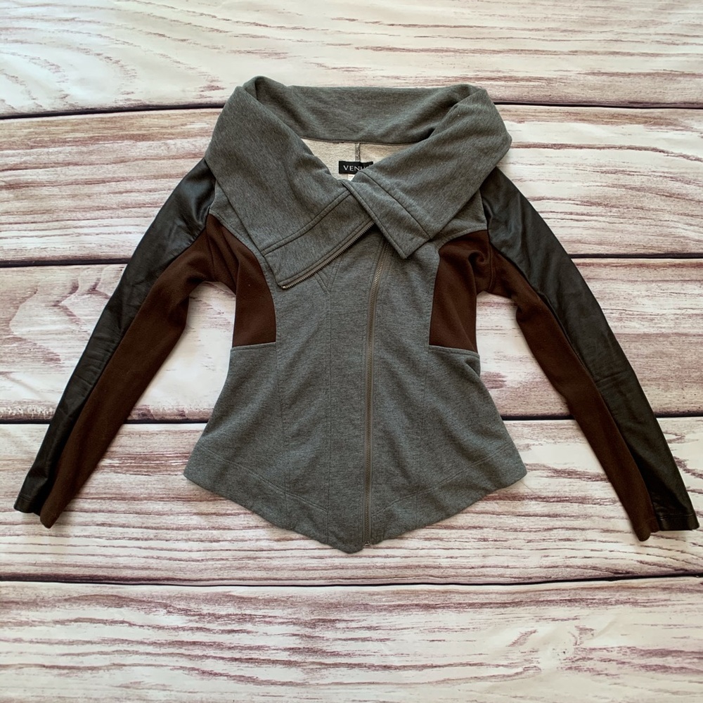 Venus Full Zip Sweater Jacket